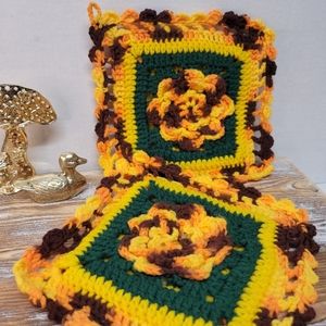 Vintage Hand Crocheted Flower Potholder Set